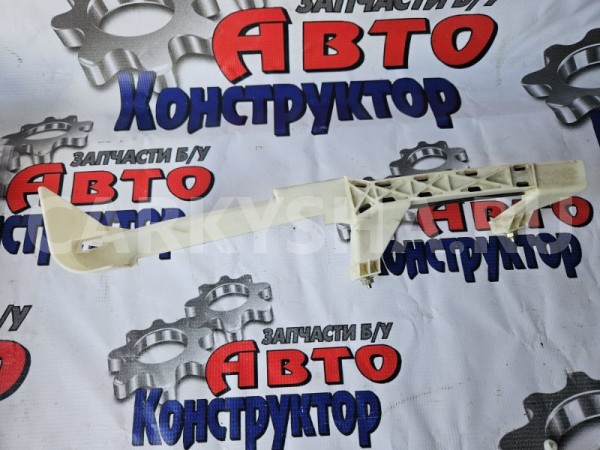 Направляющая стекла двери Peugeot 307 