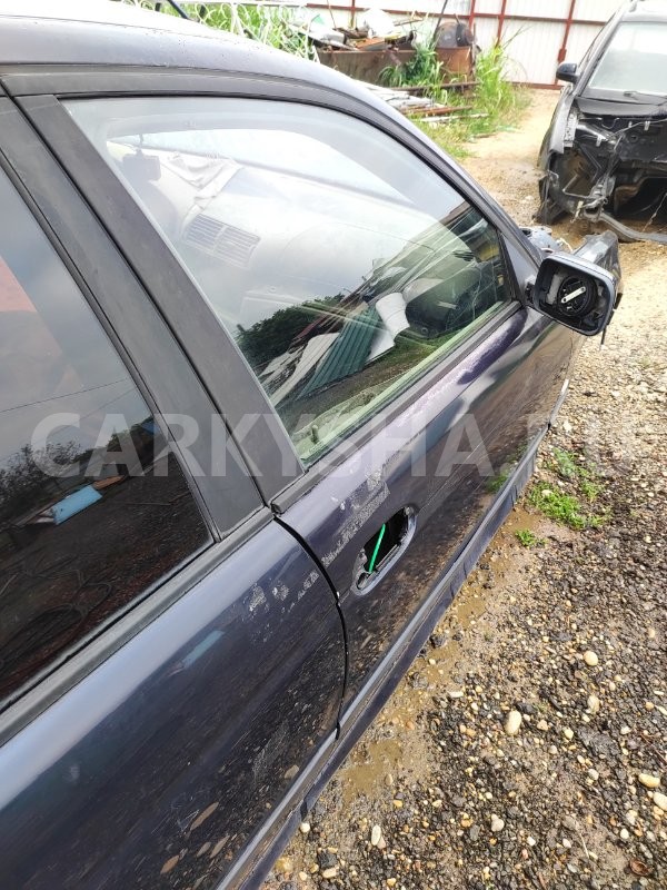 Стекло двери BMW 5er 