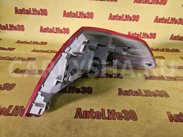 Фонарь задний левый Nissan Teana 