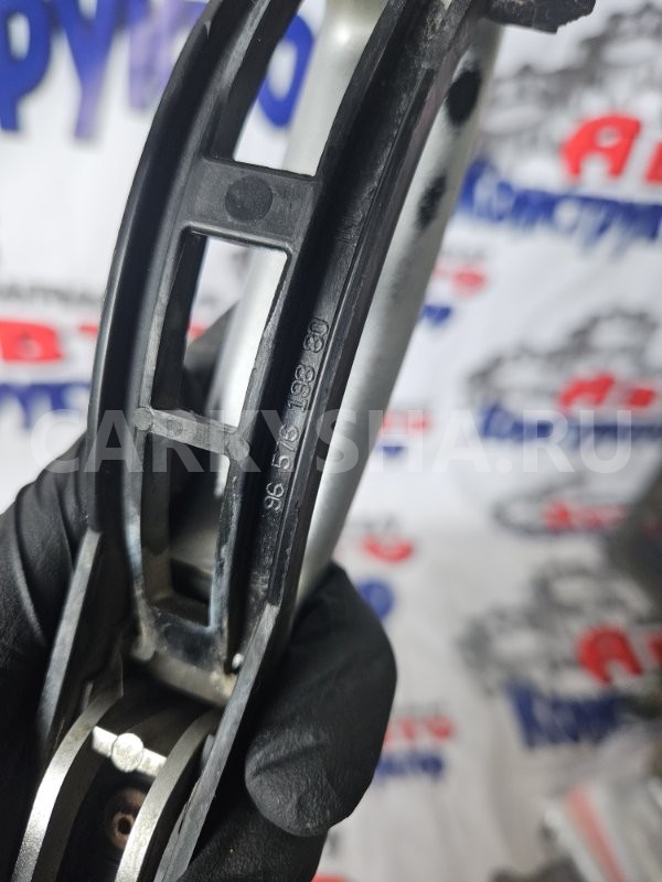 Ручка двери внешняя Peugeot 307 