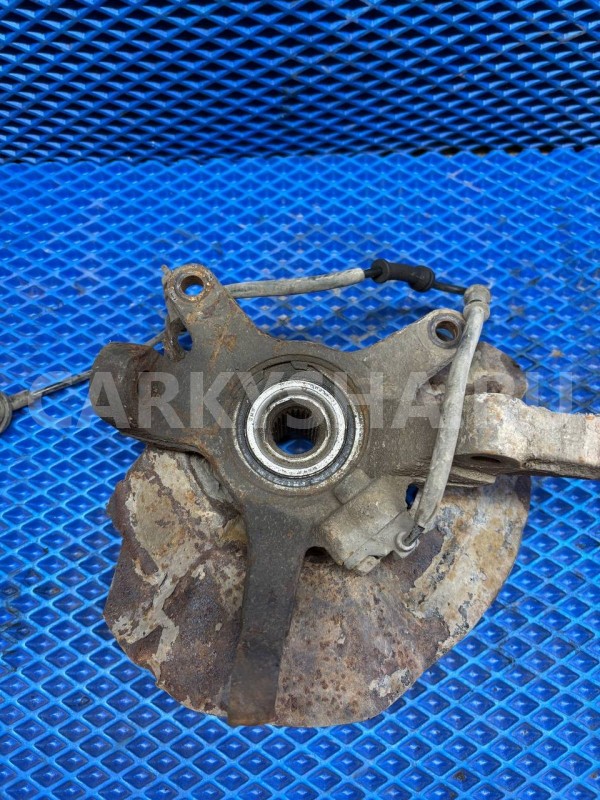 Кулак поворотный передний правый Hyundai Getz I (2002—2005) Hyundai Getz оригинальный номер 517161C050