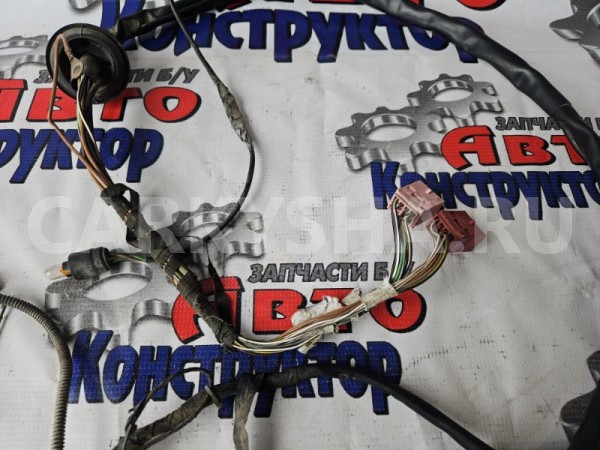 Проводка двери Audi A4 