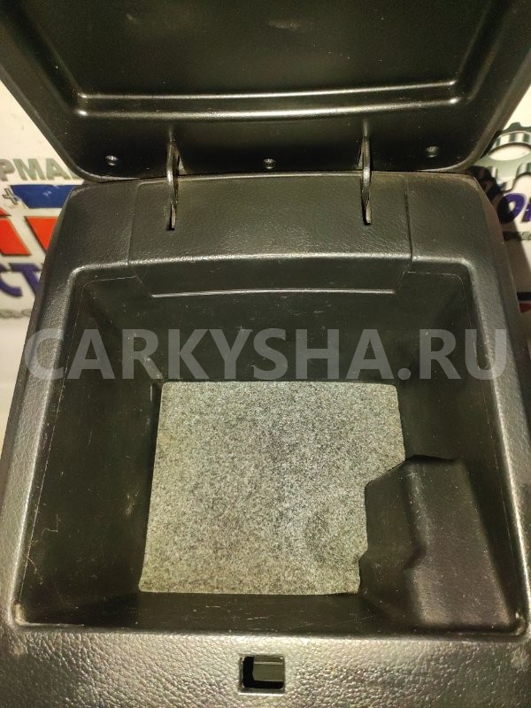 Подлокотник Ssang Yong Actyon 