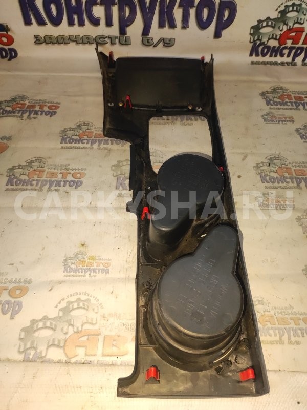 Подстаканник Mitsubishi Outlander 