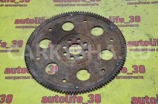 Маховик Toyota Noah 