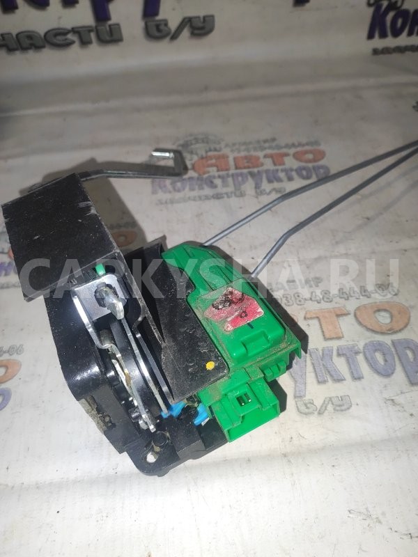 Замок боковой двери Hyundai Solaris 