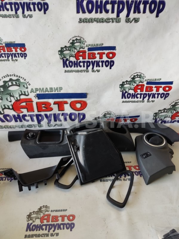 Накладка в салоне Nissan Almera 