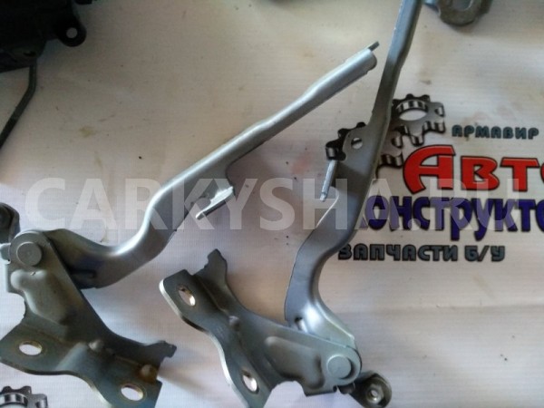 Петля капота Chevrolet Cruze 