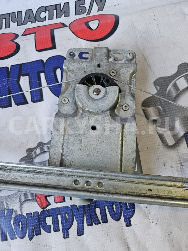 Стеклоподъемник Peugeot 307 