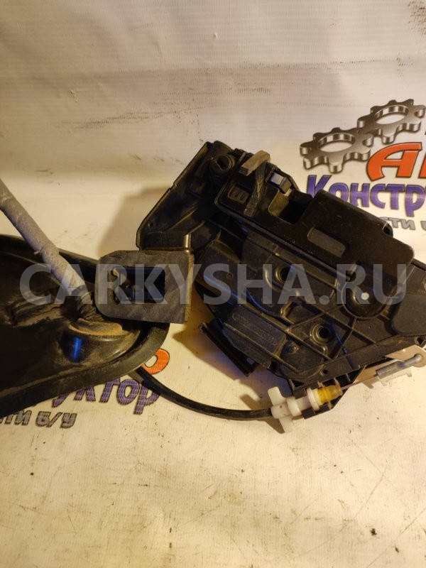 замок двери электрический Skoda Rapid 