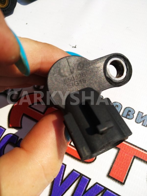 Датчик положения коленвала Renault Logan 