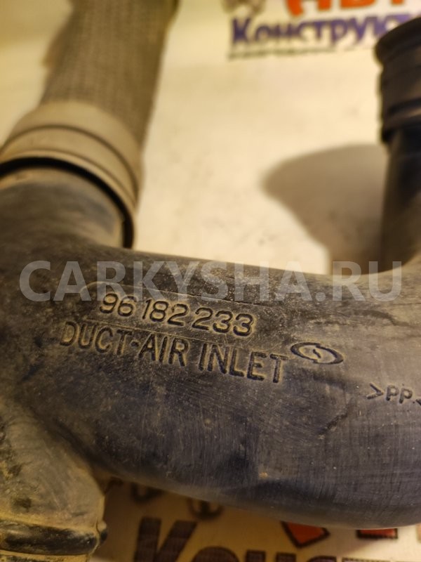 патрубок воздухозаборника Chevrolet Lanos 