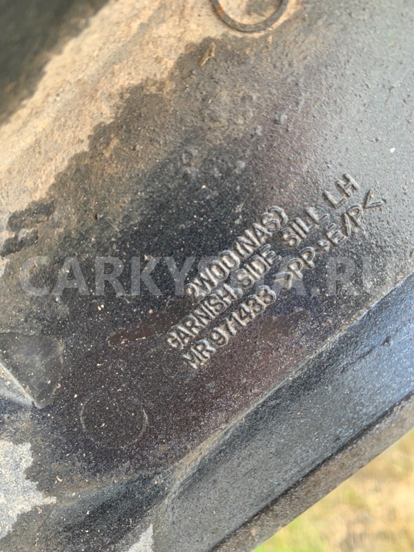 Молдинг порога Mitsubishi Outlander 