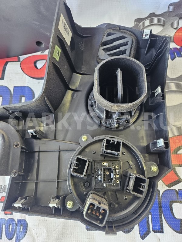 накладка торпедо Ssang Yong Actyon 