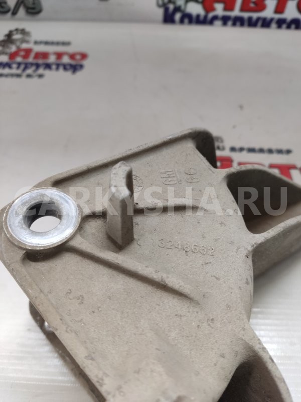 Кронштейн КПП Chevrolet Cruze 