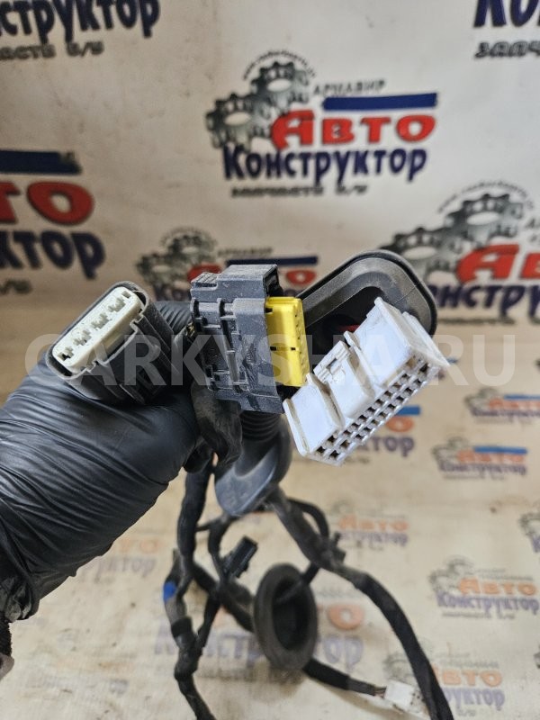 Проводка двери Kia Cee'd 