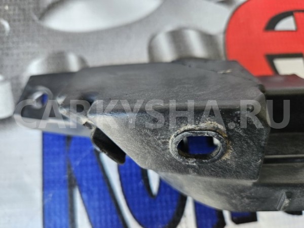 Кронштейн крыла Opel Corsa 