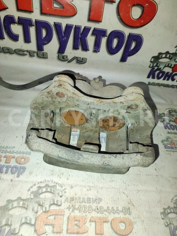 Суппорт тормозной Nissan Liberty 