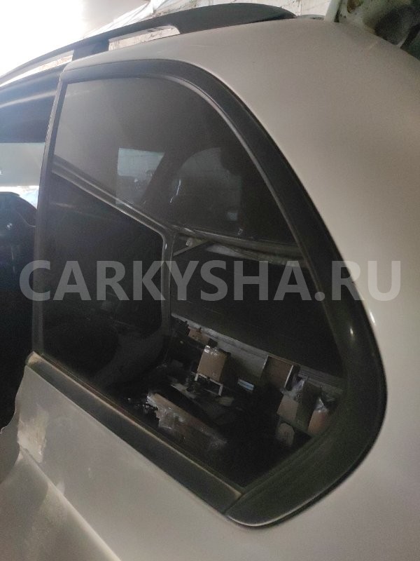 Форточка кузова BMW X5 