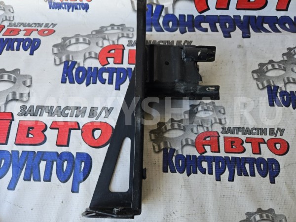 Крепление (кронштейн) переднего бампера Opel Corsa 