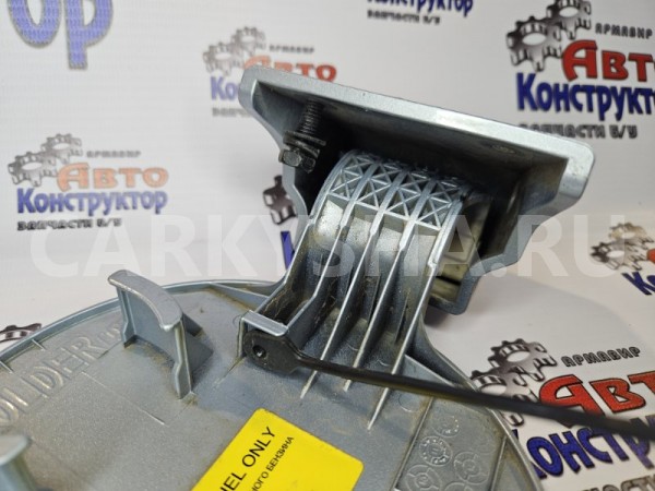 лючек бензобака Hyundai Solaris 