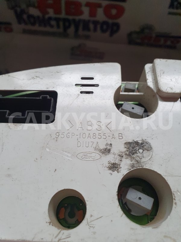 Панель приборов Ford Scorpio 