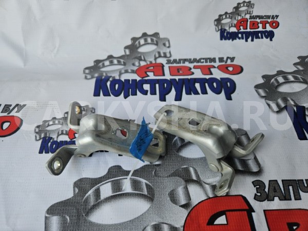 Петля двери Chevrolet Cruze 