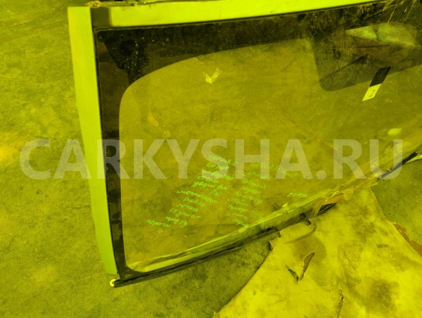 Лобовое стекло Toyota Prius 