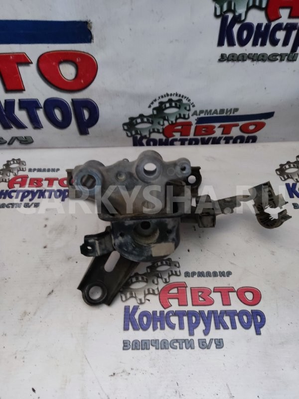 Подушка двигателя Toyota Prius 