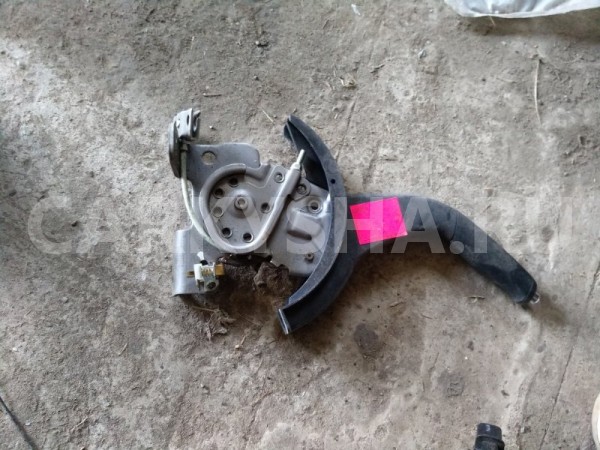 Ручка ручного тормоза Mitsubishi Lancer 