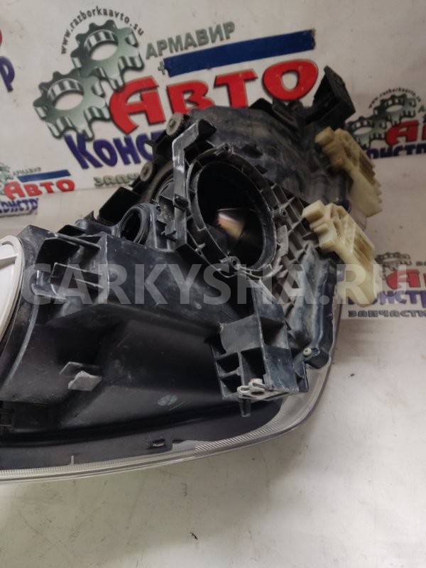 Фара Nissan Patrol 