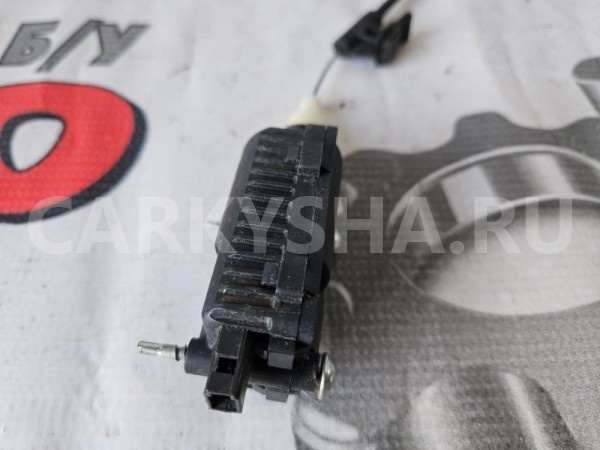 привод замка лючка бензобака Opel Corsa 