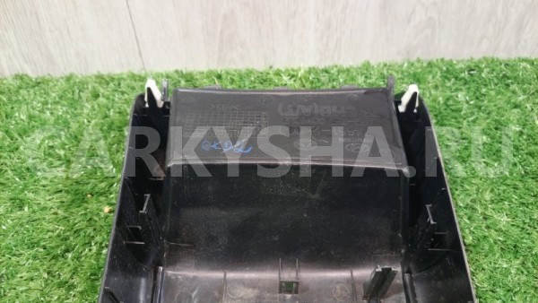 Накладка центральной консоли Hyundai i30 2011 Hyundai i30 