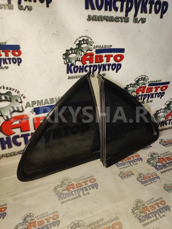 Форточка кузова Nissan Almera 