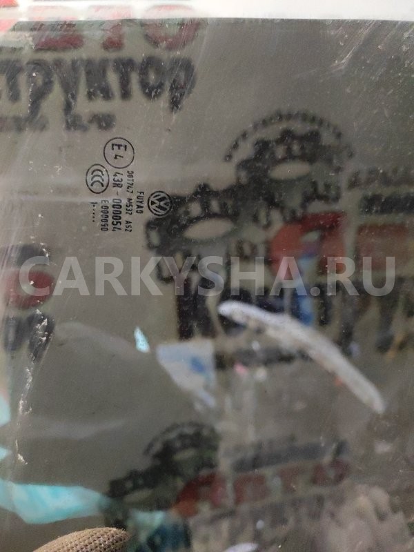 Стекло двери Volkswagen Polo 