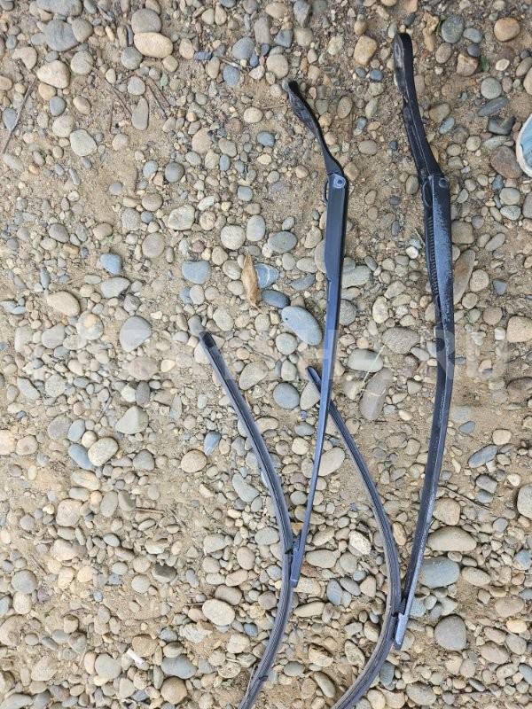 поводок дворников Peugeot 307 