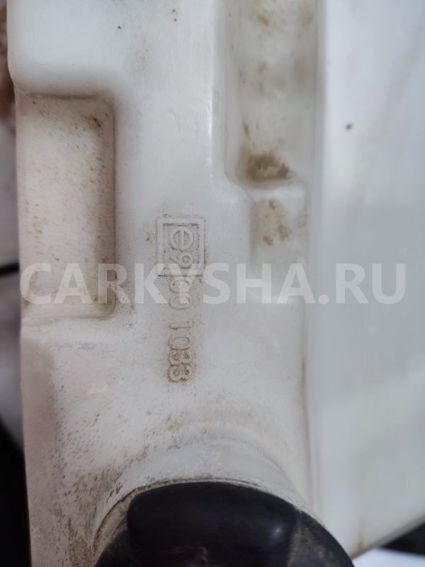 Бачок омывателя лобового стекла Nissan Almera 