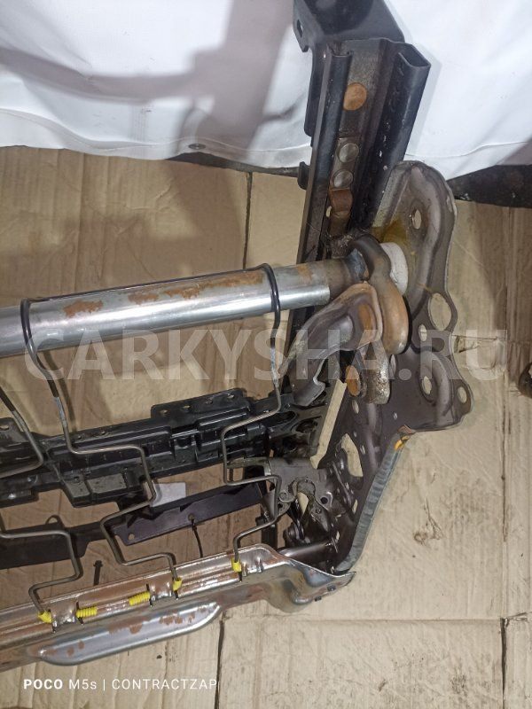 Сиденье Kia Sorento II (2009—2012) Kia Sorento оригинальный номер 882102p100