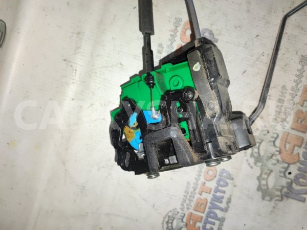 Замок боковой двери Hyundai Solaris 