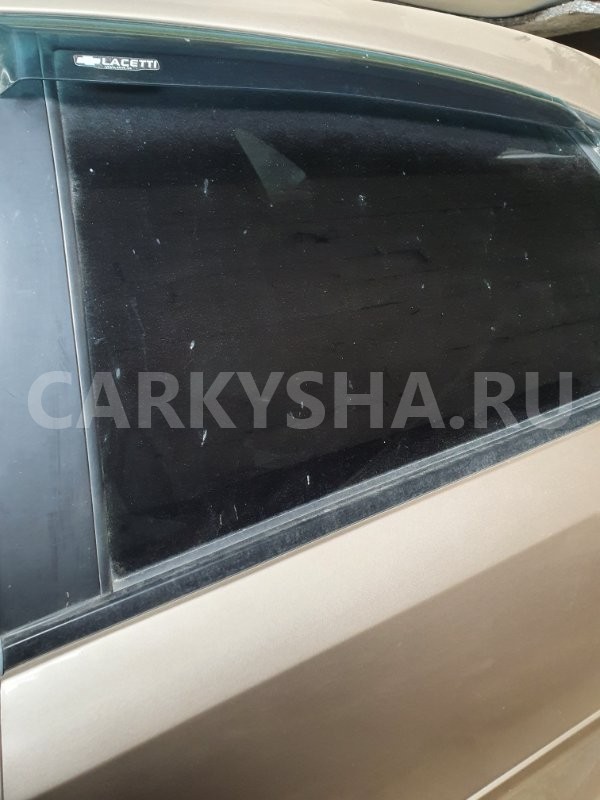 Стекло двери Chevrolet Lacetti 