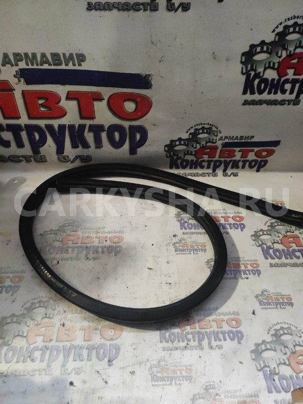 уплотнитель капота резинка подкапотная Ssang Yong Actyon 