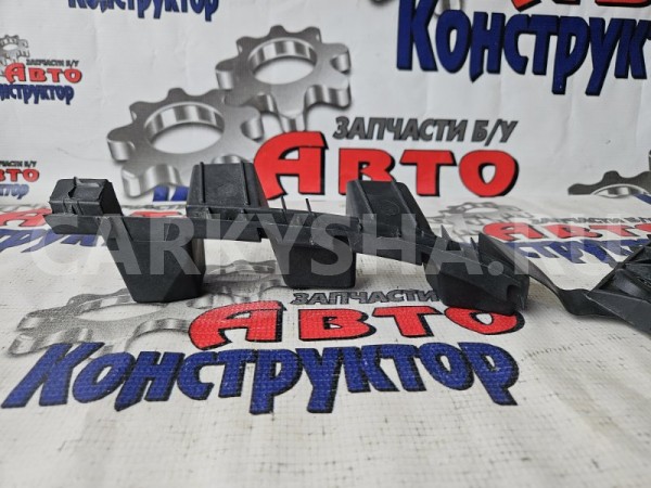 кронштейн крепления бампера Opel Corsa 