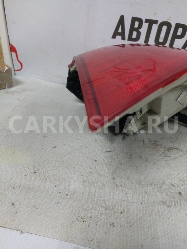 Фонарь задний наружный левый Volkswagen Golf Mk5 Volkswagen Golf оригинальный номер 1K6945095AA