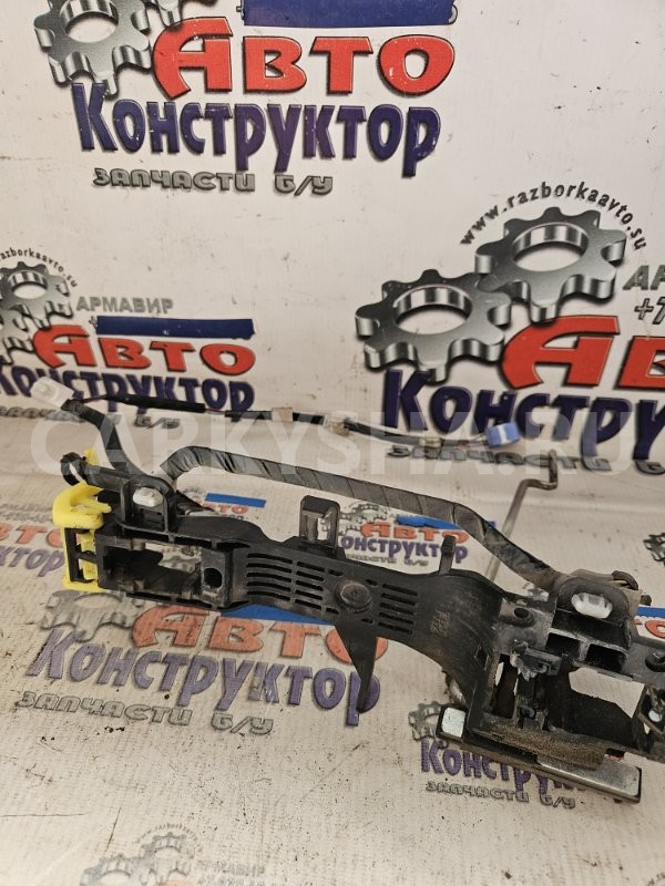 Ручка двери внешняя Toyota Prius 