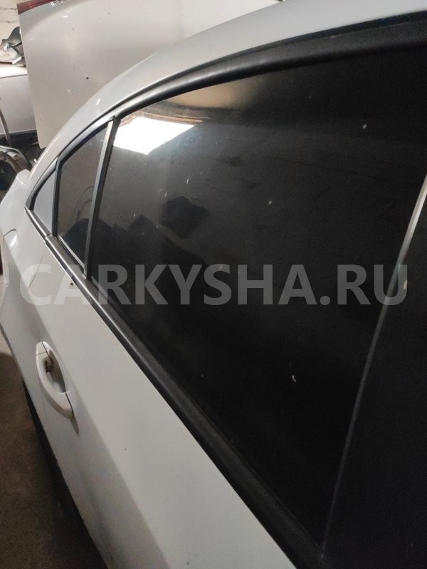 Стекло двери Chevrolet Cruze 