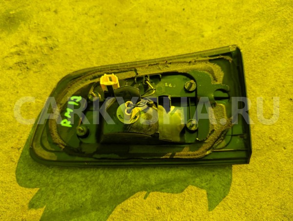 Стоп-вставка Nissan Liberty 