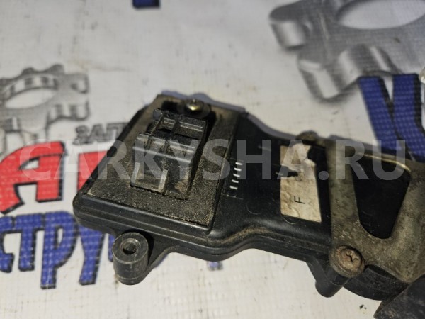 замок двери электрический Mazda 6 