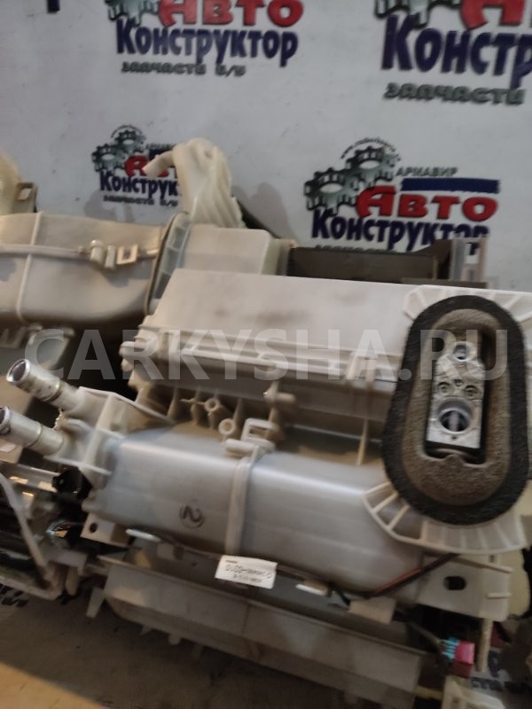 Радиатор печки Toyota Prius 